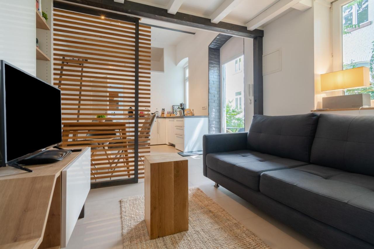 Homebydoni - Kueche I Terrasse I 500 Mbits Wifi I Design Loft Nahe Rmcc & Staatstheater Wiesbaden Luaran gambar